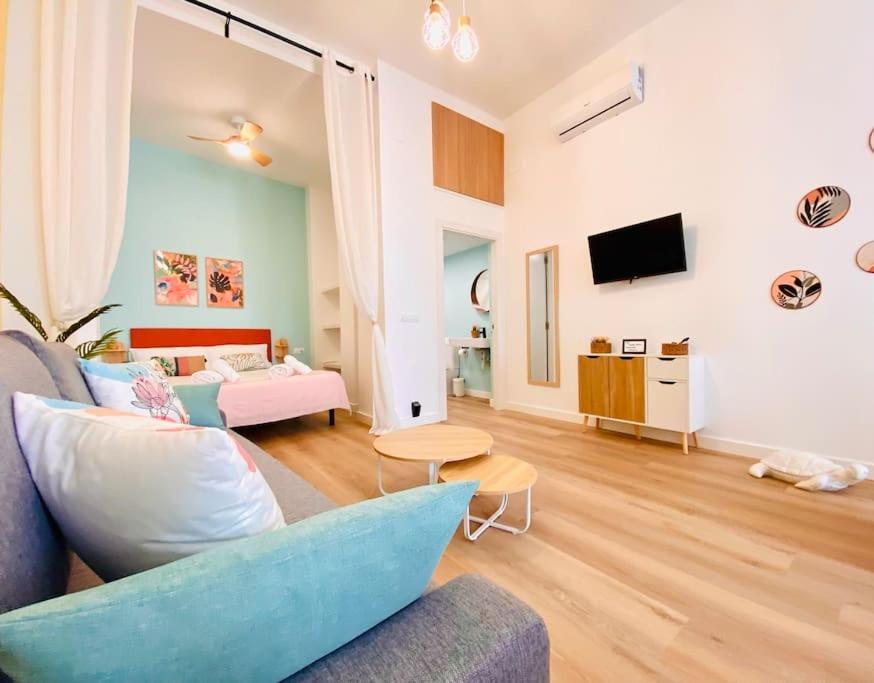 Beautiful And Charming Loft In Russafa Soho Appartement Valencia Buitenkant foto